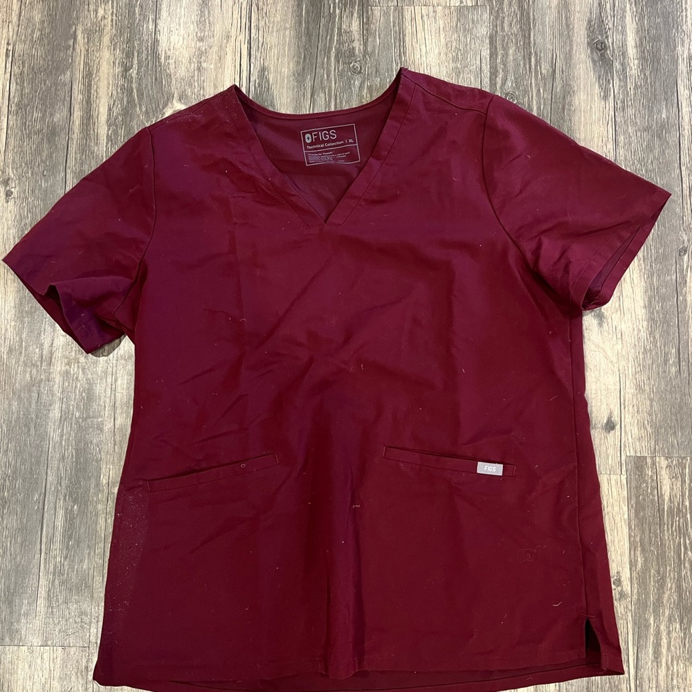 FULL SET. Burgundy full FIGS set. Size XL.